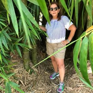 Meet your Posher, Norma